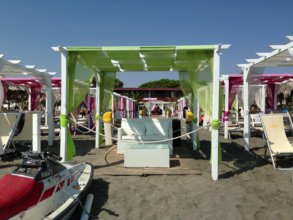 Beach Club Ippocampo Eksteriør billede