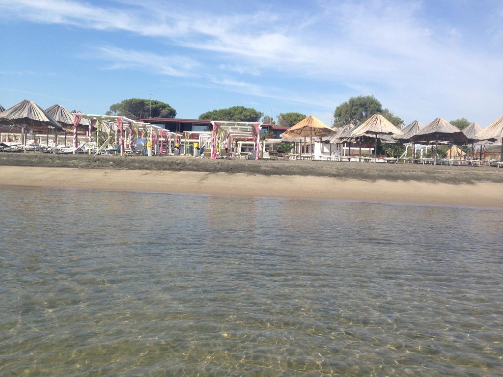Beach Club Ippocampo Eksteriør billede