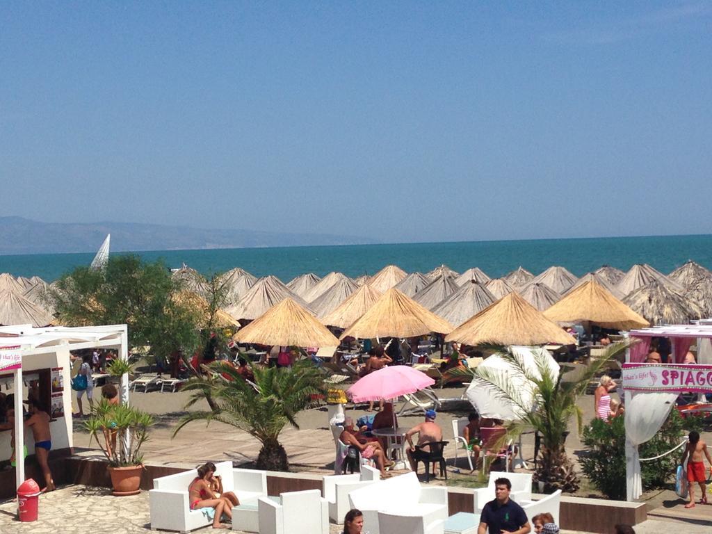 Beach Club Ippocampo Eksteriør billede