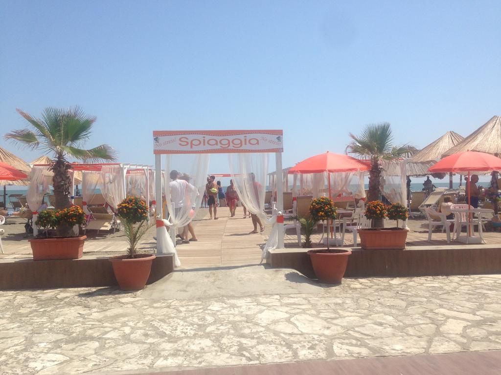 Beach Club Ippocampo Eksteriør billede